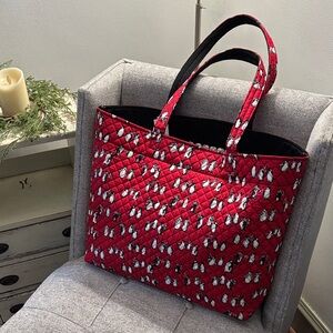NWT Vera Bradley - Playful Penguins (Retired) Iconic Grand Tote